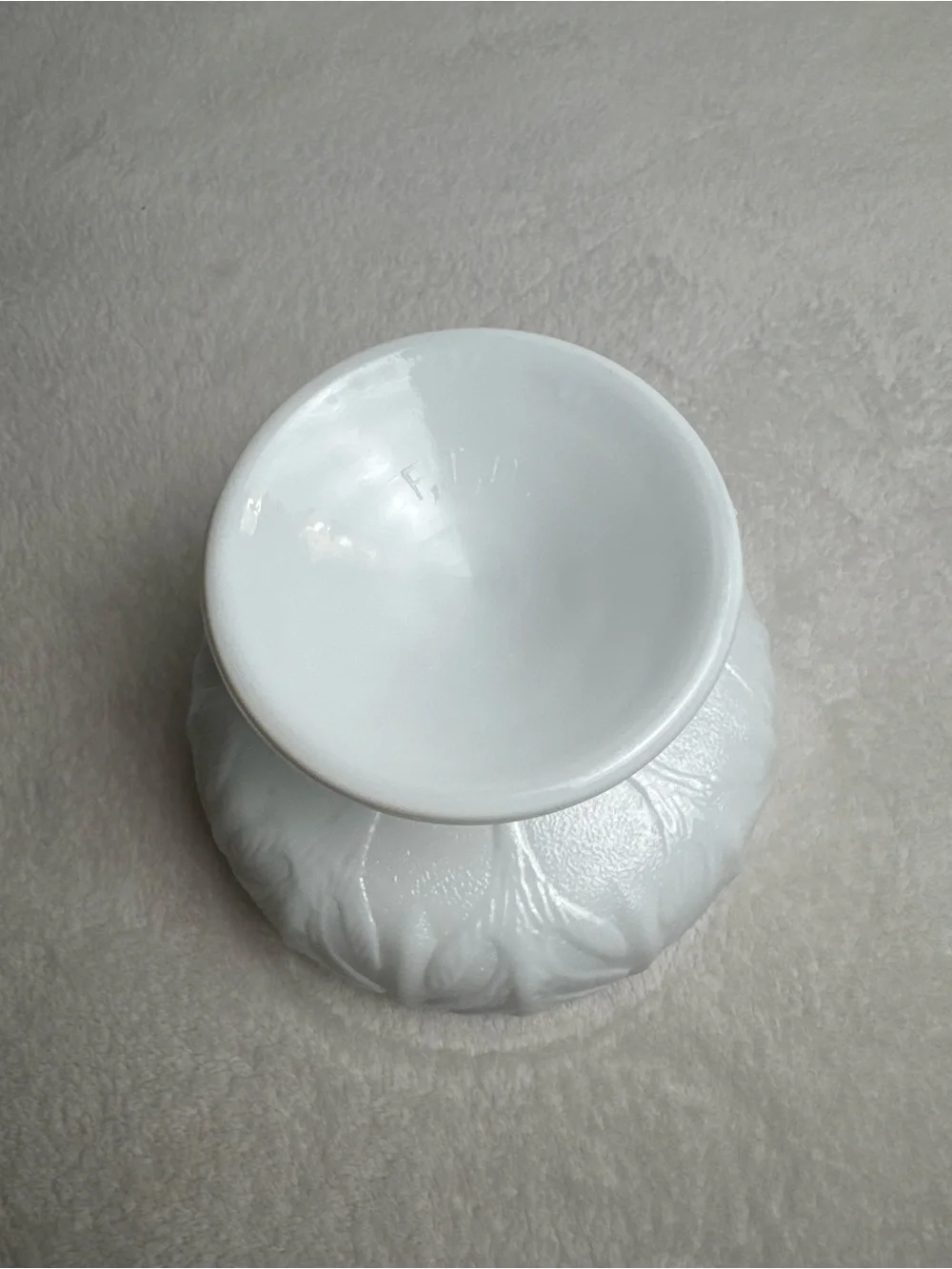 Vintage F.T.D. 1978 White Milk Glass Pedestal Compote Christmas Fir Pine Tree
